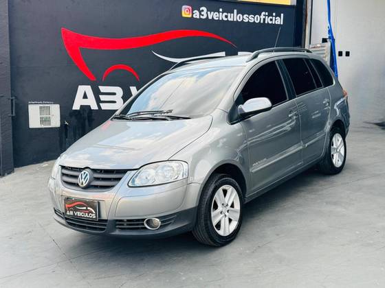 VOLKSWAGEN SPACEFOX 1.6 MI COMFORTLINE 8V FLEX 4P MANUAL VOLKSWAGEN SPACEFOX 1.6 MI COMFORTLINE 8V FLEX 4P MANUAL
